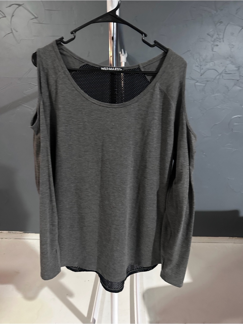 Women's Charcoal Cold-Shoulder Long Sleeve Top and Mesh Back